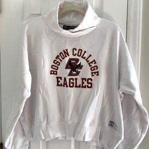 UNDER ARMOUR, size 2XL white cropped sweatshirt, BC EAGLES